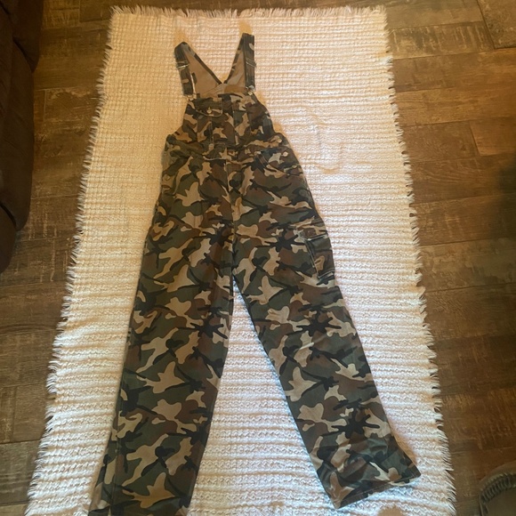 Men’s Camo Jean Overalls Size M Vintage NWOT - Picture 7 of 16